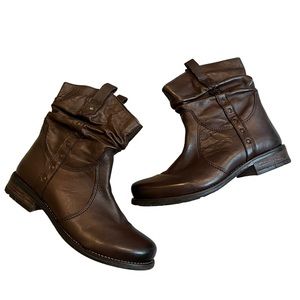 TARA M Laree Brown Leather Slouchy Boots, Sz 41